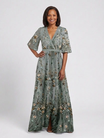 Melodi – Robe longue à fleurs avec col en V